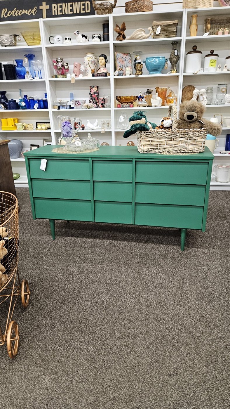 💚Ward Manufacturing 9-Drawer MCM Dresser — photo 1 of 1